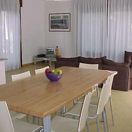 Διαμέρισμα Charming With Garden And Bbq Near The Λινιάνο Σαμπιαντόρο